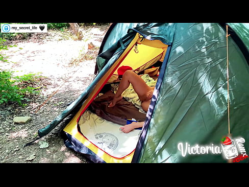 ❤️ Nakuha sa camera Madamdaming haltak off Stranger in a tent ❤️❌ Anal video sa amin tl.filmexxx18.ru ❌️❤