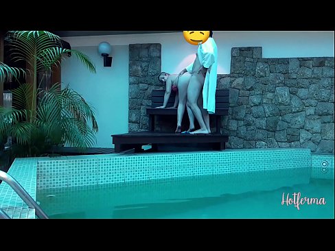 ❤️ Inaanyayahan ni Boss ang kasambahay sa pool, ngunit hindi napigilan ang init ❤️❌ Anal video sa amin tl.filmexxx18.ru ❌️❤